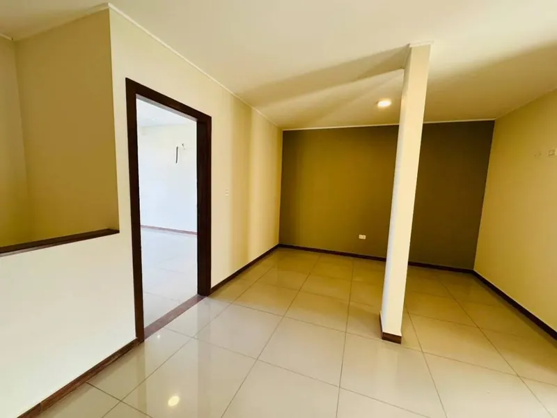 Casa independiente de 3 dormitorios en venta en la Zona Norte: foto 9 de 22