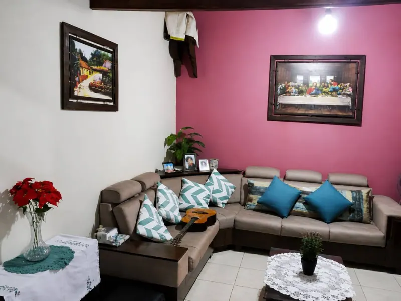 Casa de 4 dormitorios en venta en la Av. Alemana, Zona Norte: foto 8 de 20
