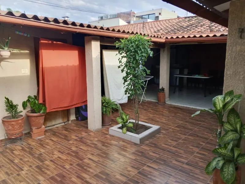 Casa de 4 dormitorios en venta en la Av. Alemana, Zona Norte: foto 16 de 20