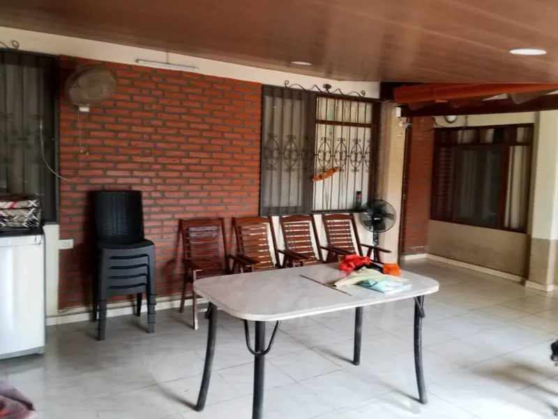 Casa de 4 dormitorios en venta en la Av. Alemana, Zona Norte: foto 17 de 20