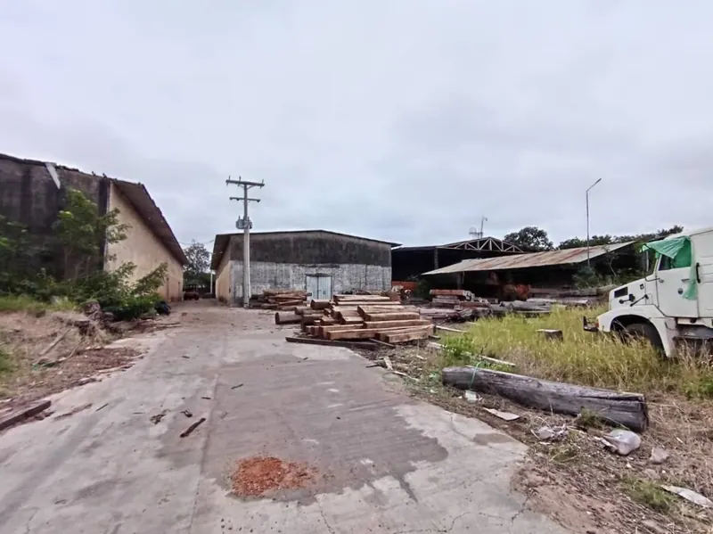 Terreno industrial de 9.143 m² con galpones en venta en Cotoca: foto 4 de 7