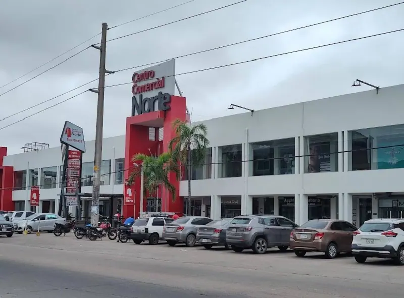 Local comercial de 14,44 m² en venta en la Zona Norte, 3er anillo: foto 1 de 2