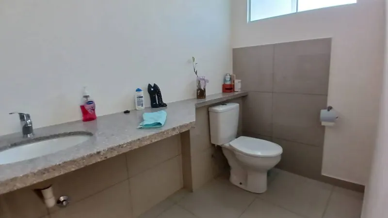 Casa de 3 dormitorios en alquiler en el condominio Sevilla Real: foto 21 de 27