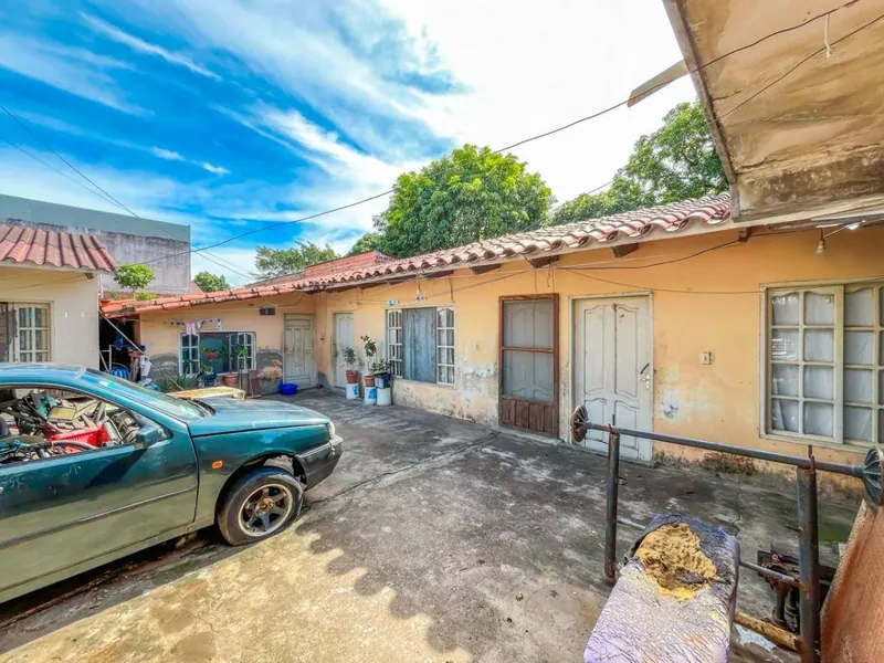 Casa con tinglado en venta en la Zona Oeste, terreno de 600 m²: foto 1 de 22