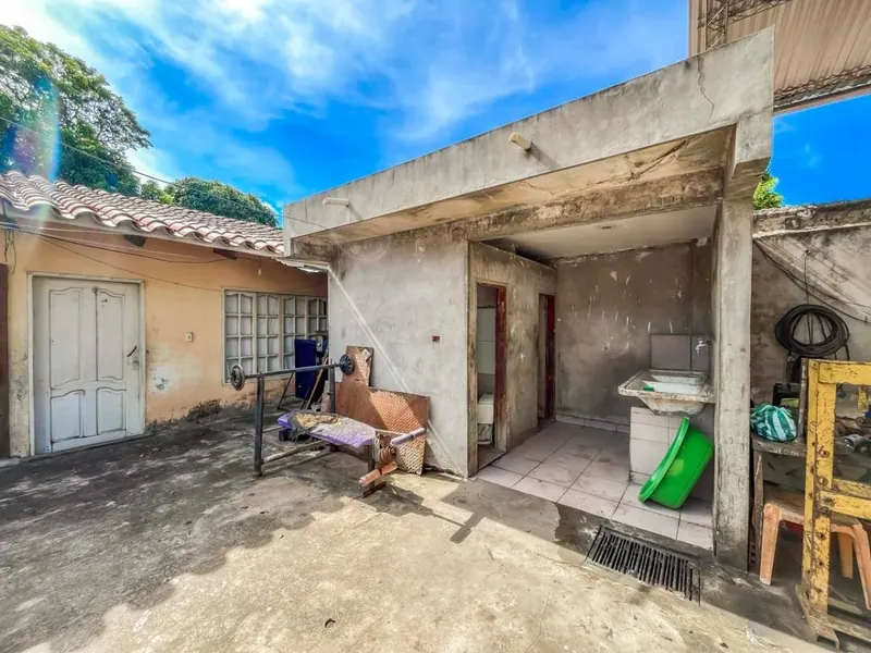 Casa con tinglado en venta en la Zona Oeste, terreno de 600 m²: foto 21 de 22