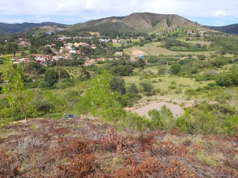 3,914.43 m² lot for sale in Samaipata, with water and electricity