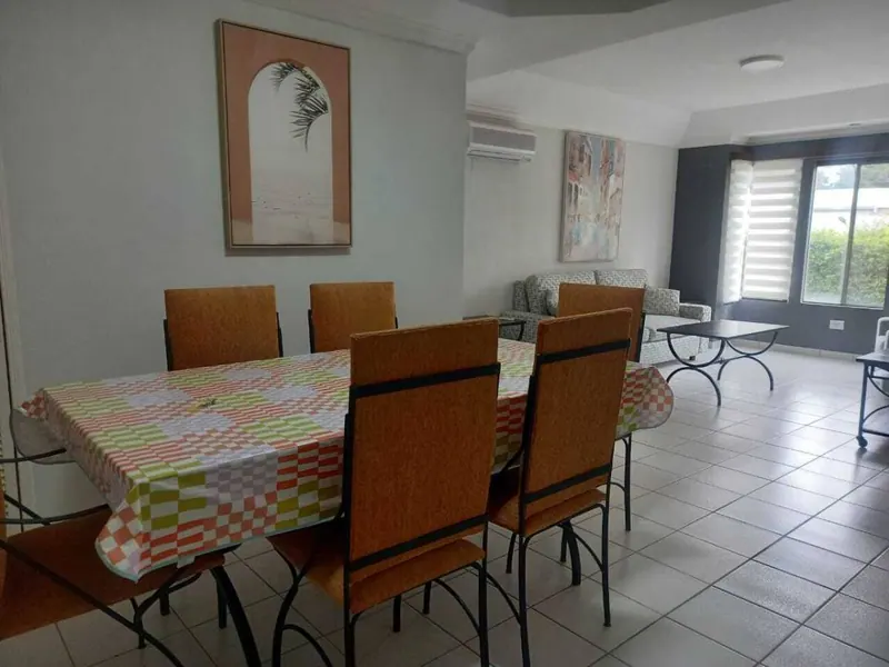 Departamento amoblado de 2 dormitorios en venta en Buganvillas: foto 4 de 14