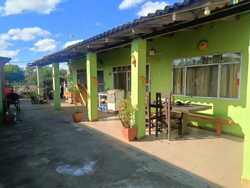 House for sale in the Metropolitana II development, La Guardia, 360 m²: foto 3 de 4