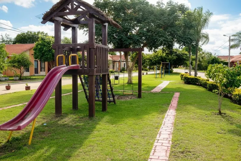 Casa de 3 dormitorios en venta en Jardines del Pentaguazú, Warnes: foto 7 de 7