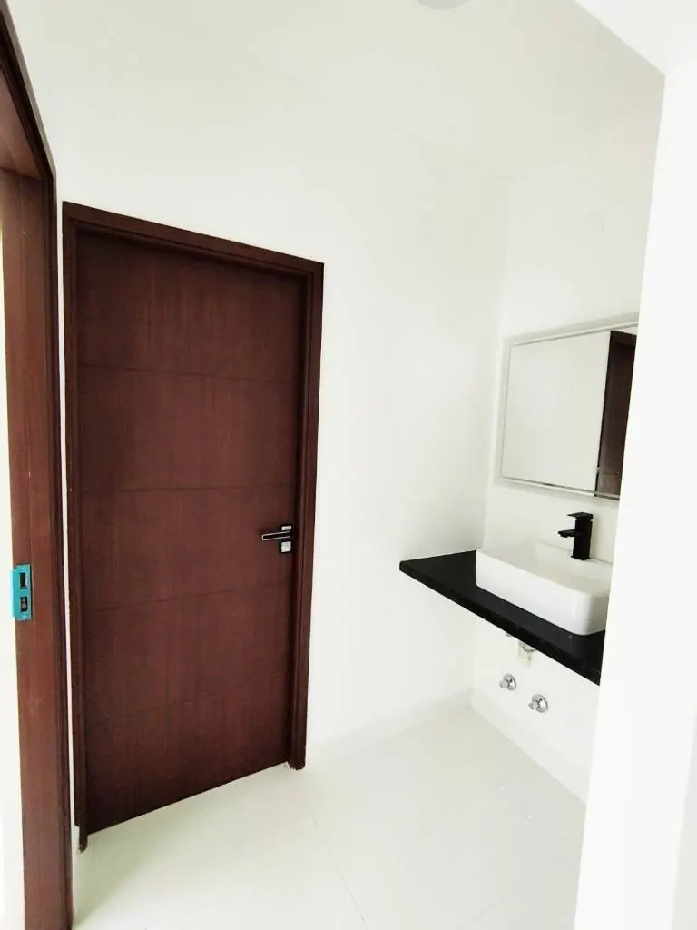 Brand-new 4-bedroom house for sale in the North Zone, Mainter: foto 6 de 8
