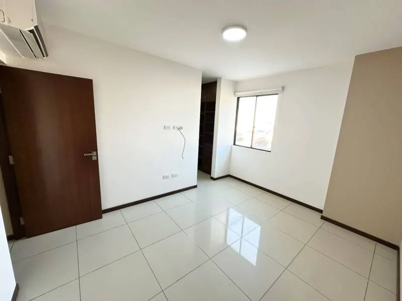 Departamento amoblado de 3 dormitorios en venta en Macororó 8: foto 19 de 22