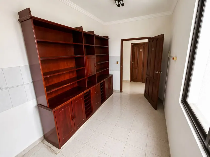 Office for rent in the Legal Consult building, downtown