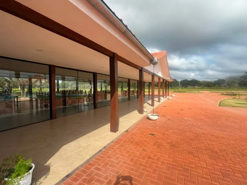 Terreno en esquina en venta en la Urbanización Norbélgica, 411,22 m²: foto 3 de 6