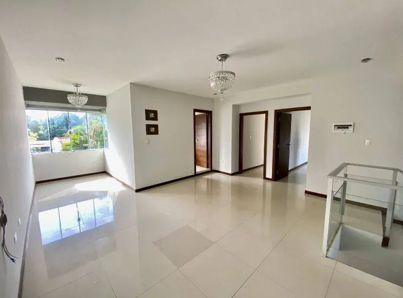 House with offices for sale on Quijarro extension, downtown: foto 4 de 23