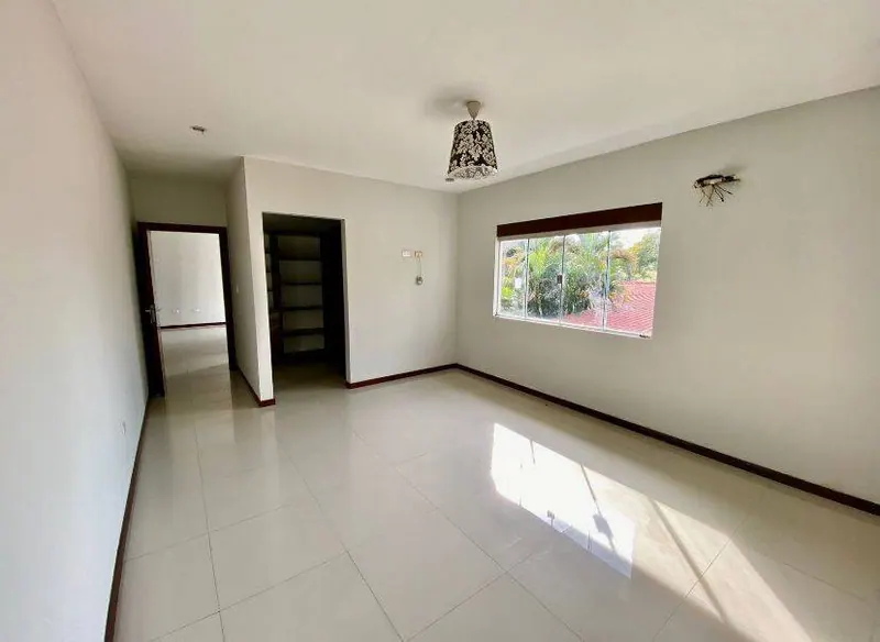 House with offices for sale on Quijarro extension, downtown: foto 7 de 23