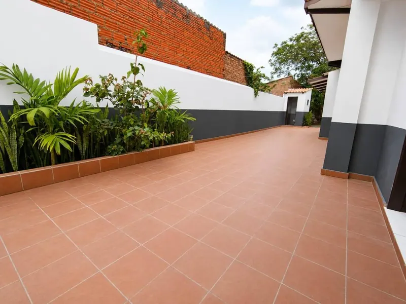 Casa con 3 departamentos en venta en la Zona Norte, Av. Alemana: foto 6 de 7