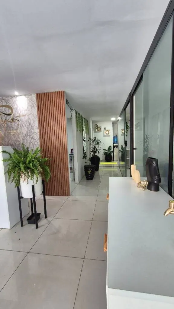Dental offices for rent in the Platinum II building: foto 6 de 7