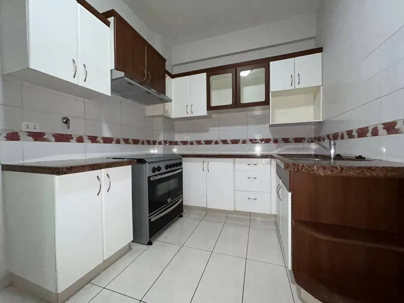 3-bedroom apartment for sale in the Mystic building, downtown: foto 2 de 12