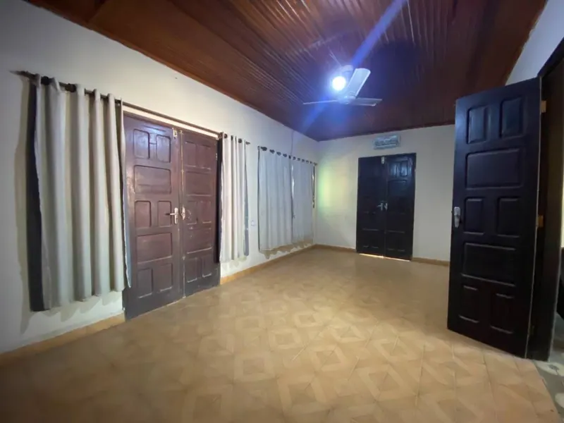 8-bedroom house for sale in Puerto Suárez, near the plaza: foto 5 de 10