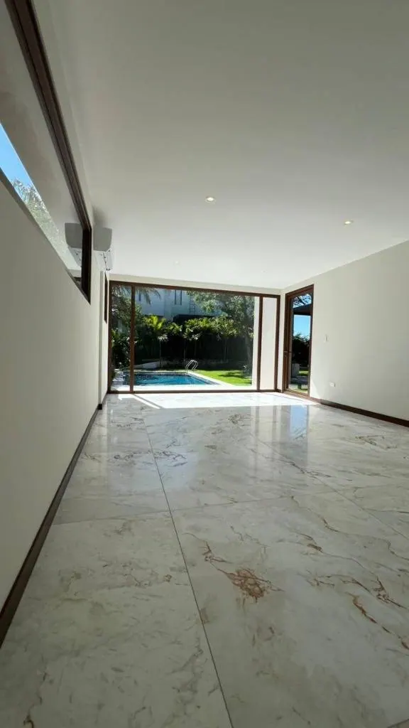 Brand-new 3 en-suite bedroom house for sale in Colinas del Urubó: foto 2 de 10