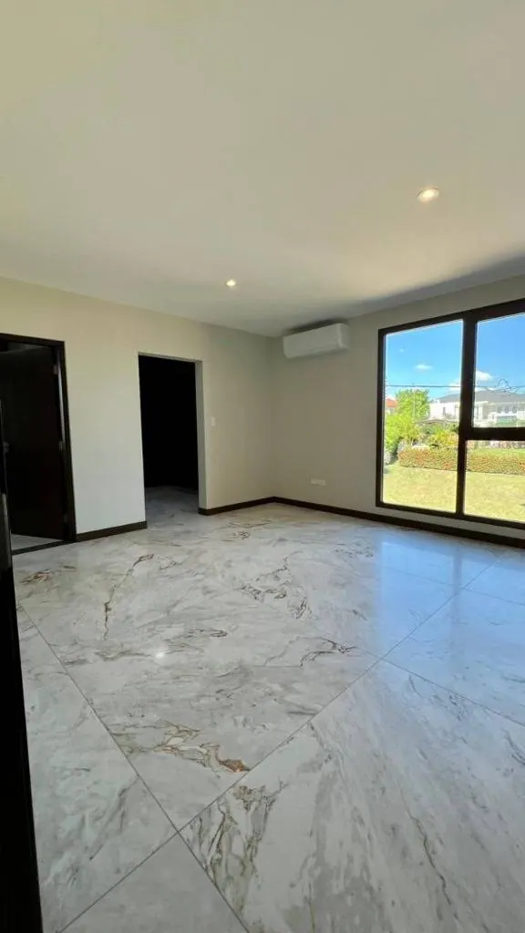 Brand-new 3 en-suite bedroom house for sale in Colinas del Urubó: foto 6 de 10