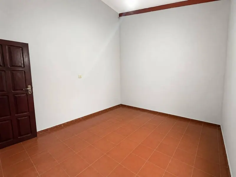 Casa de 3 dormitorios en alquiler en el barrio Bolinter, Zona Este: foto 5 de 8