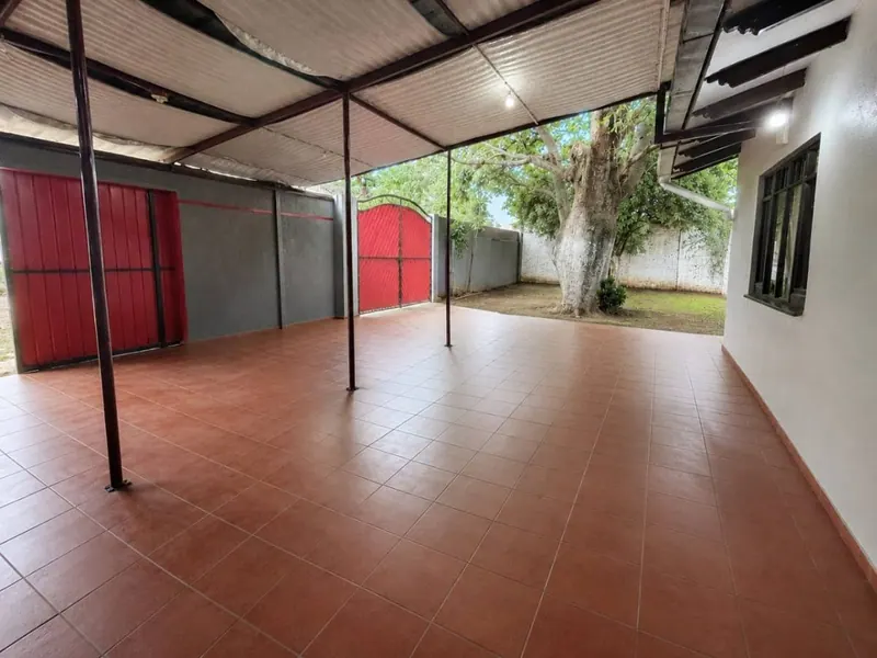 Casa de 3 dormitorios en alquiler en el barrio Bolinter, Zona Este: foto 7 de 8