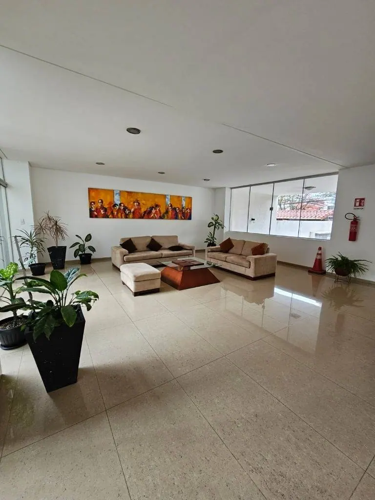 Departamento de 3 dormitorios en venta en el edificio Mythos: foto 2 de 11