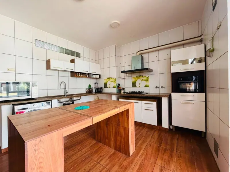 Casa de uso comercial en venta sobre la Av. Alemana, Zona Norte: foto 9 de 12