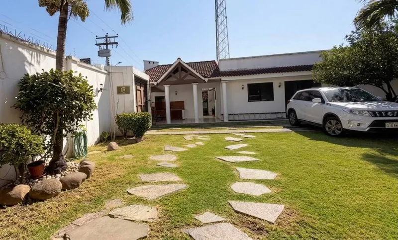 Casa de uso comercial en venta sobre la Av. Alemana, Zona Norte: foto 12 de 12