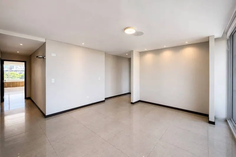 Penthouse de 699 m² en venta en el condominio Magnum, Equipetrol: foto 6 de 26