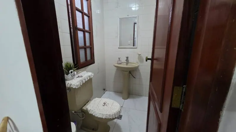 Corner house with independent apartment for sale in Urbarí: foto 8 de 14