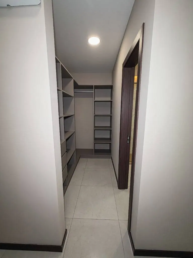 Departamento de 1 dormitorio en venta en Lofty Island, Equipetrol: foto 25 de 43