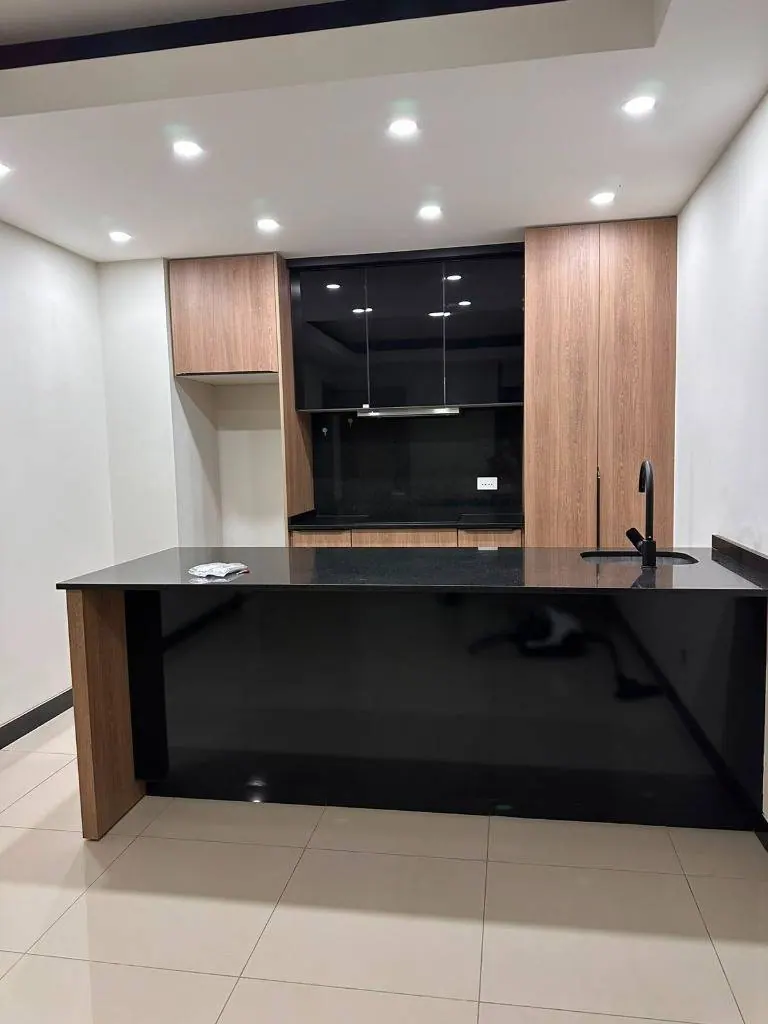 Departamento de 1 dormitorio en venta en Sky Luxury, Equipetrol: foto 2 de 18