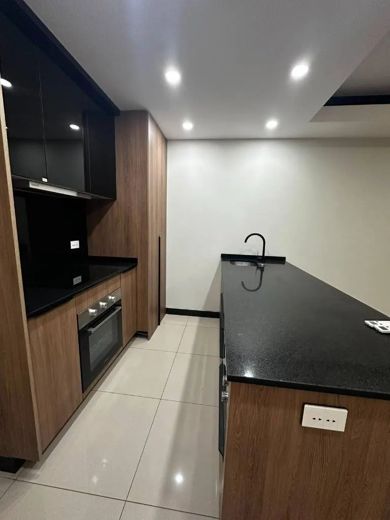 Departamento de 1 dormitorio en venta en Sky Luxury, Equipetrol: foto 4 de 18