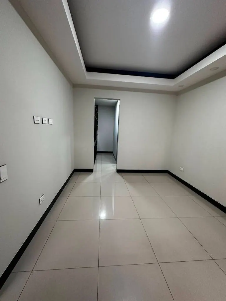Departamento de 1 dormitorio en venta en Sky Luxury, Equipetrol: foto 8 de 18