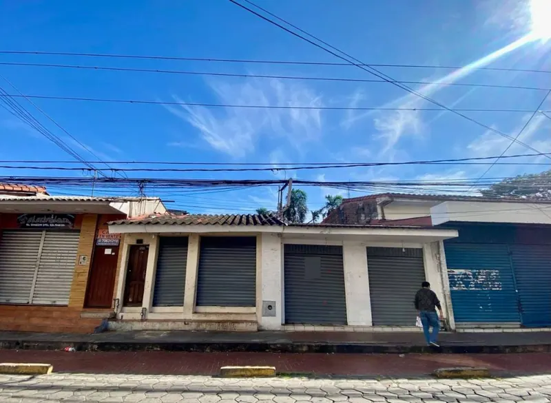 Casa comercial en venta en el centro, cerca del Mercado Los Pozos: foto 2 de 24
