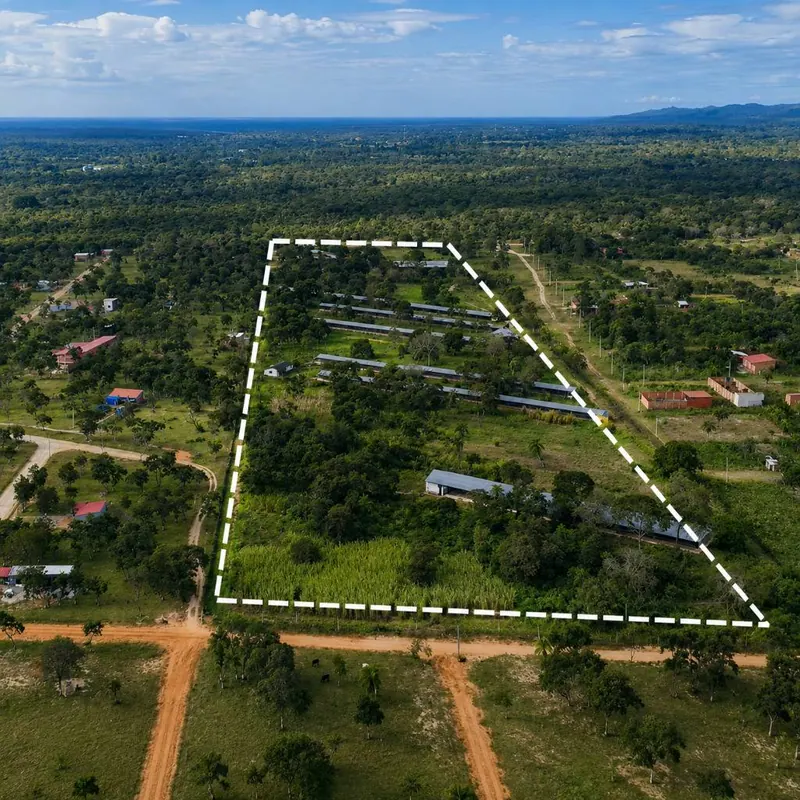 100,505.67 m² lot for sale in La Guardia, Carretera Camiri
