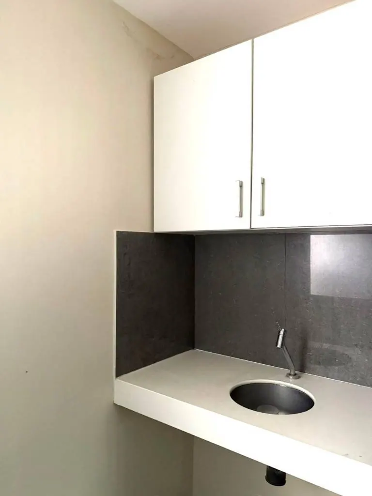 Oficina de 94,93 m² en venta en Torre Duo, Equipetrol: foto 11 de 15