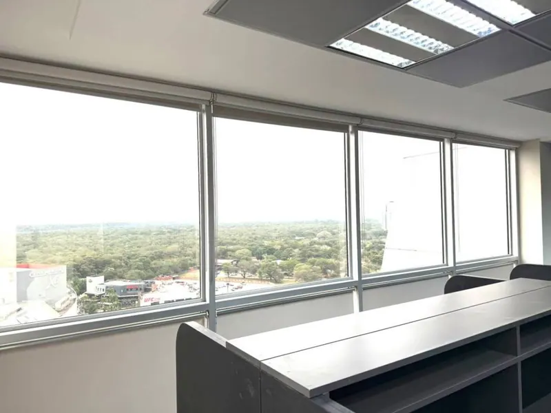 Oficina de 94,93 m² en venta en Torre Duo, Equipetrol: foto 13 de 15