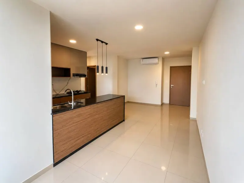Departamento de 2 dormitorios en venta en Uptown Equipetrol: foto 4 de 13