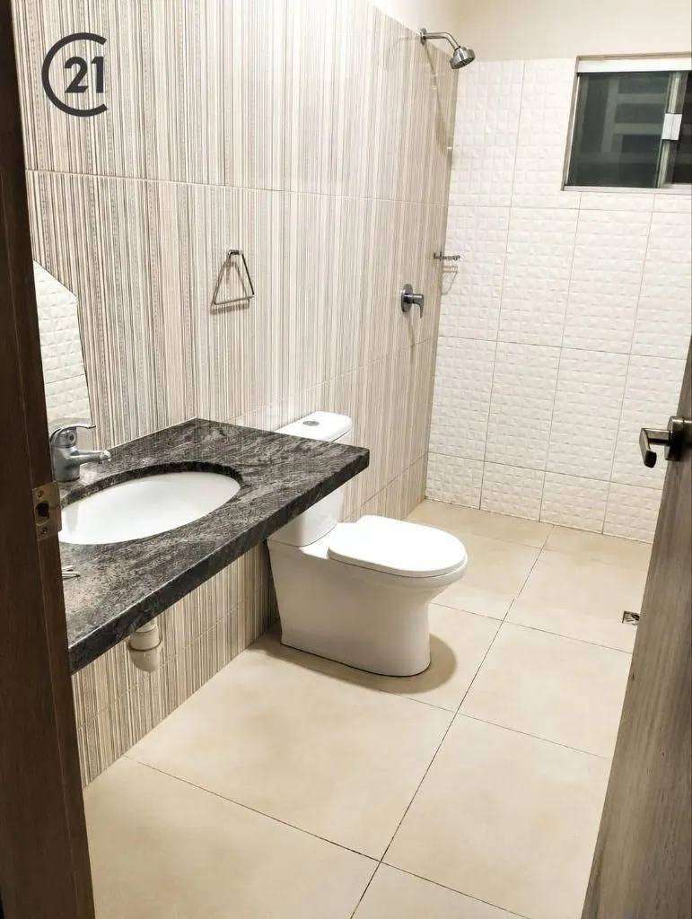 Casa de 3 dormitorios en venta en Bicentenario II, Cotoca: foto 8 de 9