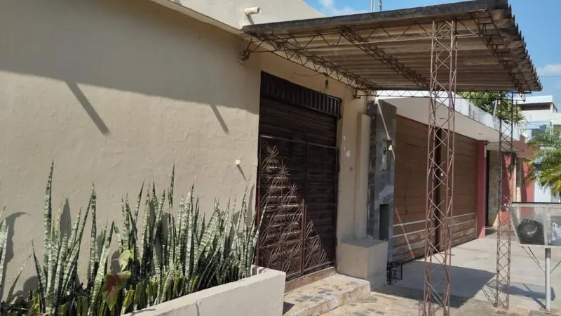 Casa de uso comercial en venta sobre la Av. Paragua, 3er Anillo: foto 3 de 3