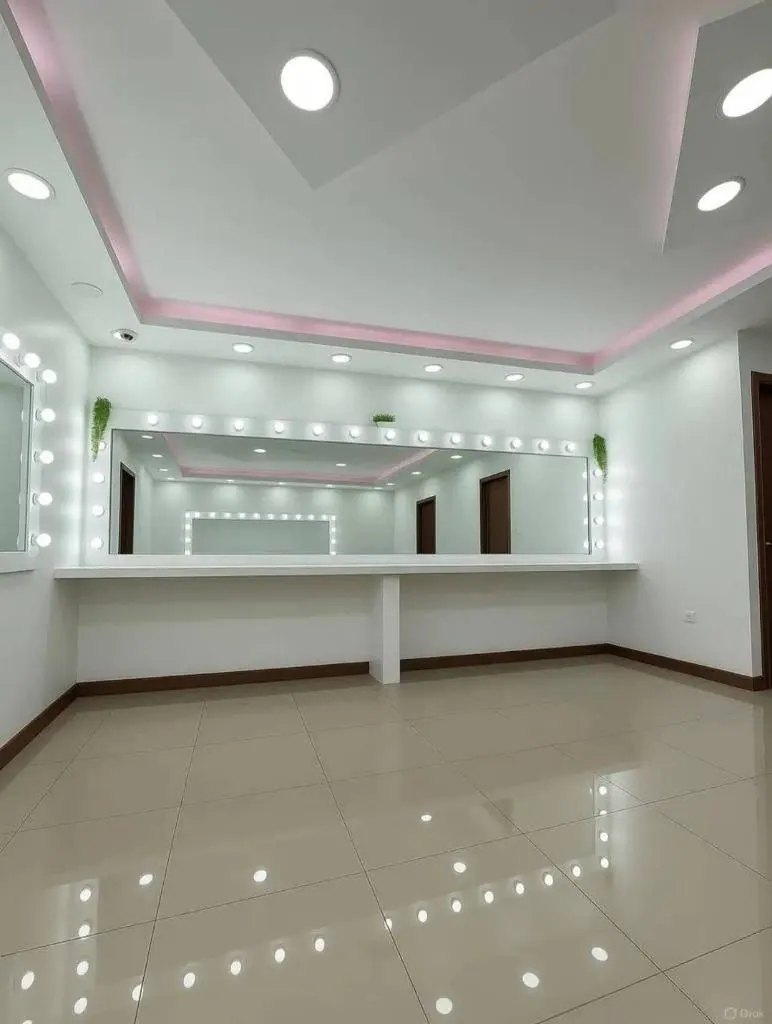 Local comercial de 39,82 m² en venta en el condominio ITO, Av. Beni: foto 3 de 5