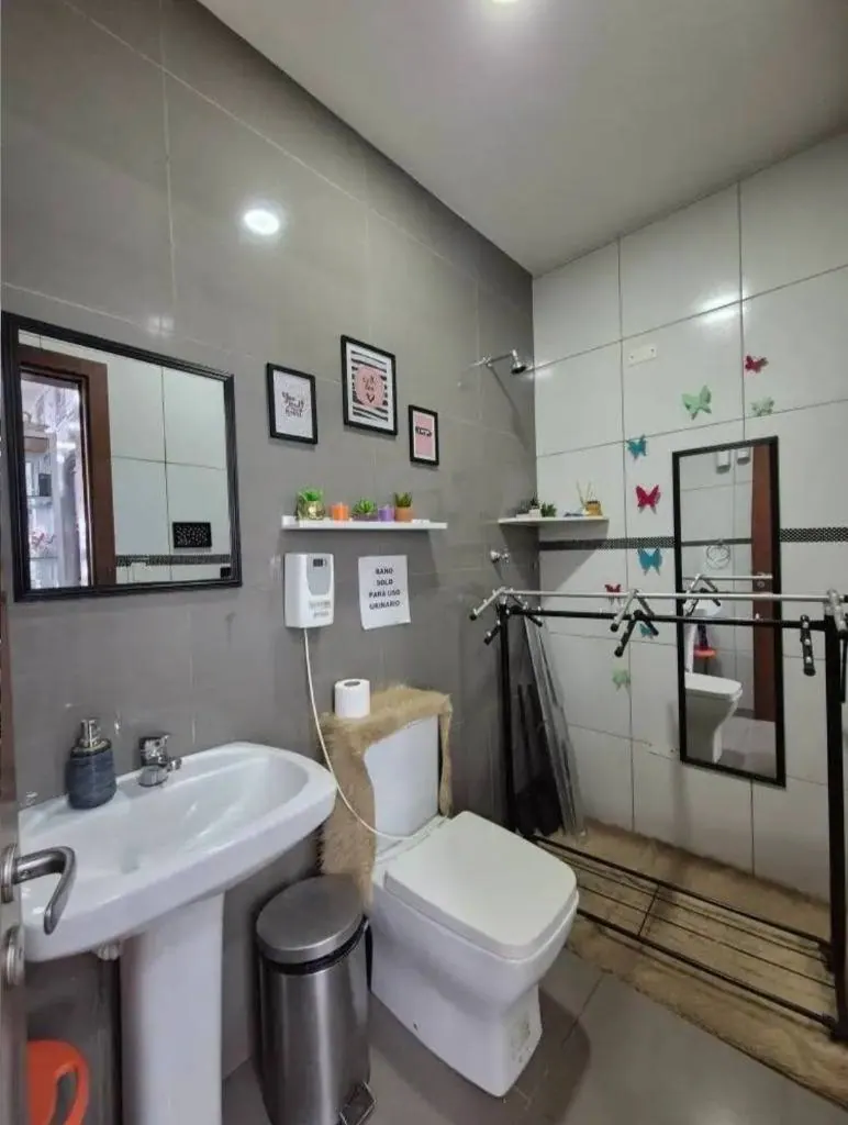 Local comercial de 39,82 m² en venta en el condominio ITO, Av. Beni: foto 5 de 5