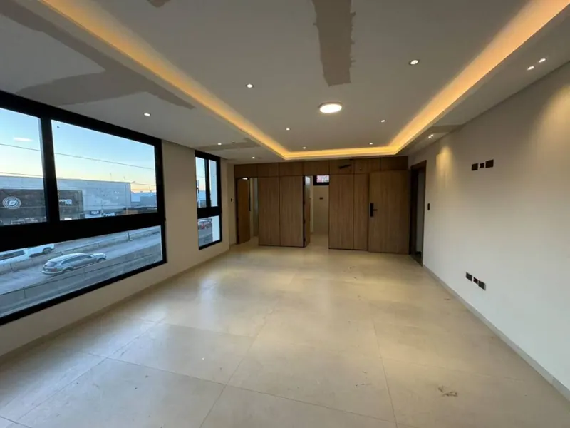 Edificio corporativo con showroom en alquiler en la Zona Norte: foto 4 de 27