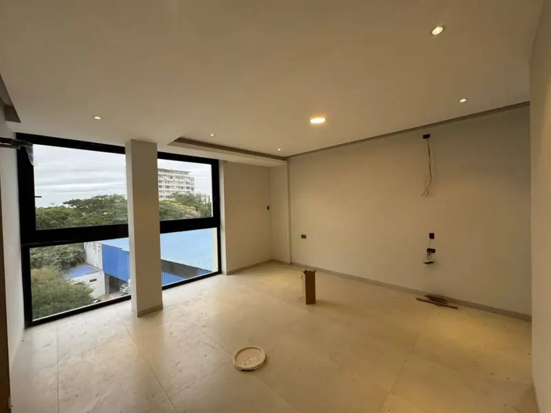 Edificio corporativo con showroom en alquiler en la Zona Norte: foto 13 de 27
