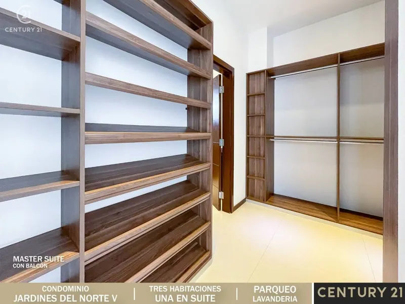 3-bedroom house for sale in the Jardines del Norte V gated community: foto 18 de 29
