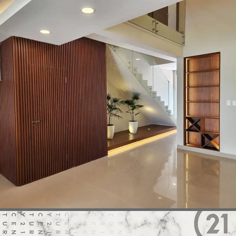 Brand-new 4-bedroom house for sale on Av. Alemana, North Zone: foto 11 de 13