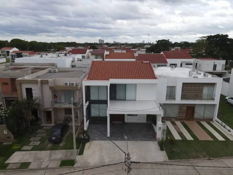 4-bedroom house for sale in the Valle Norte II gated community: foto 10 de 16